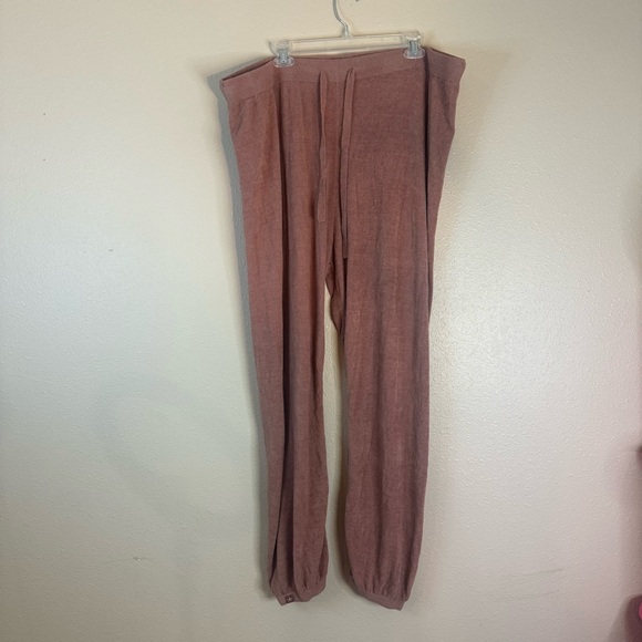 Barefoot Dreams Cozy mauve pink soft joggers 2x - Picture 1 of 6